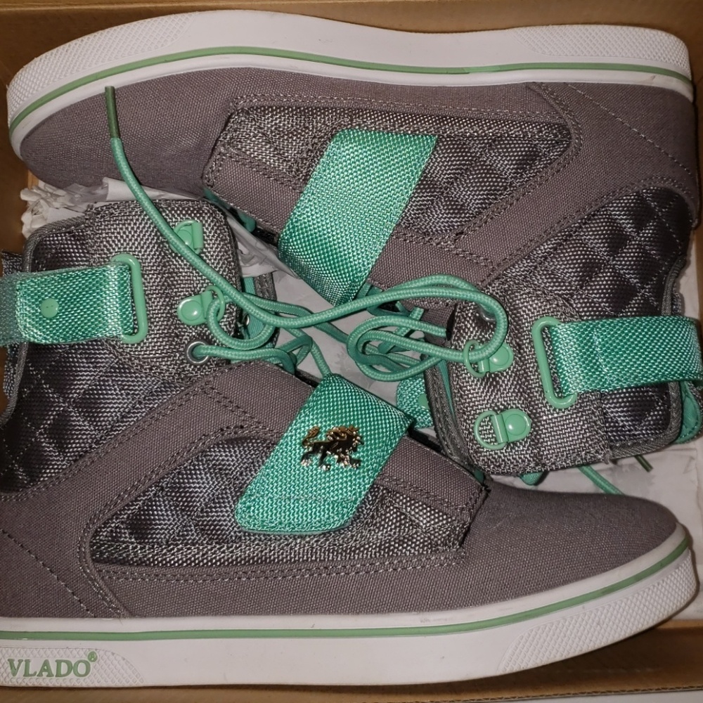 Atlas II grey/mint Vlado